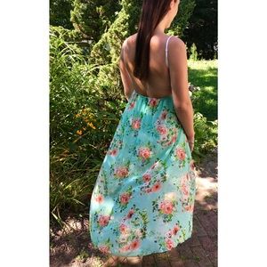 Gorgeous Flow Floral Dress